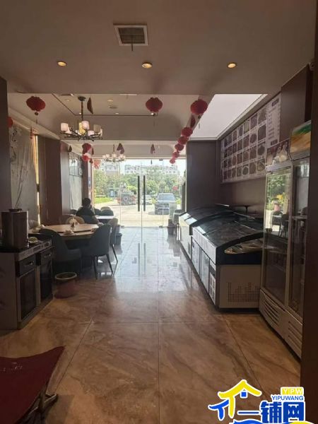 ��һ����������˹���Ų�����ת��ʵ��ͼƬ