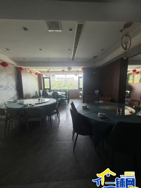 ��һ����������˹���Ų�����ת��ʵ��ͼƬ