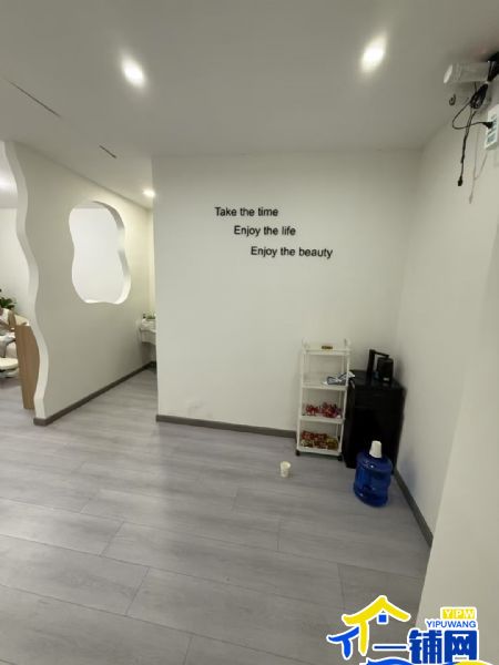 ��һ���������鸻԰��Ԣ¥��װ�����ݵ�ת��ʵ��ͼƬ